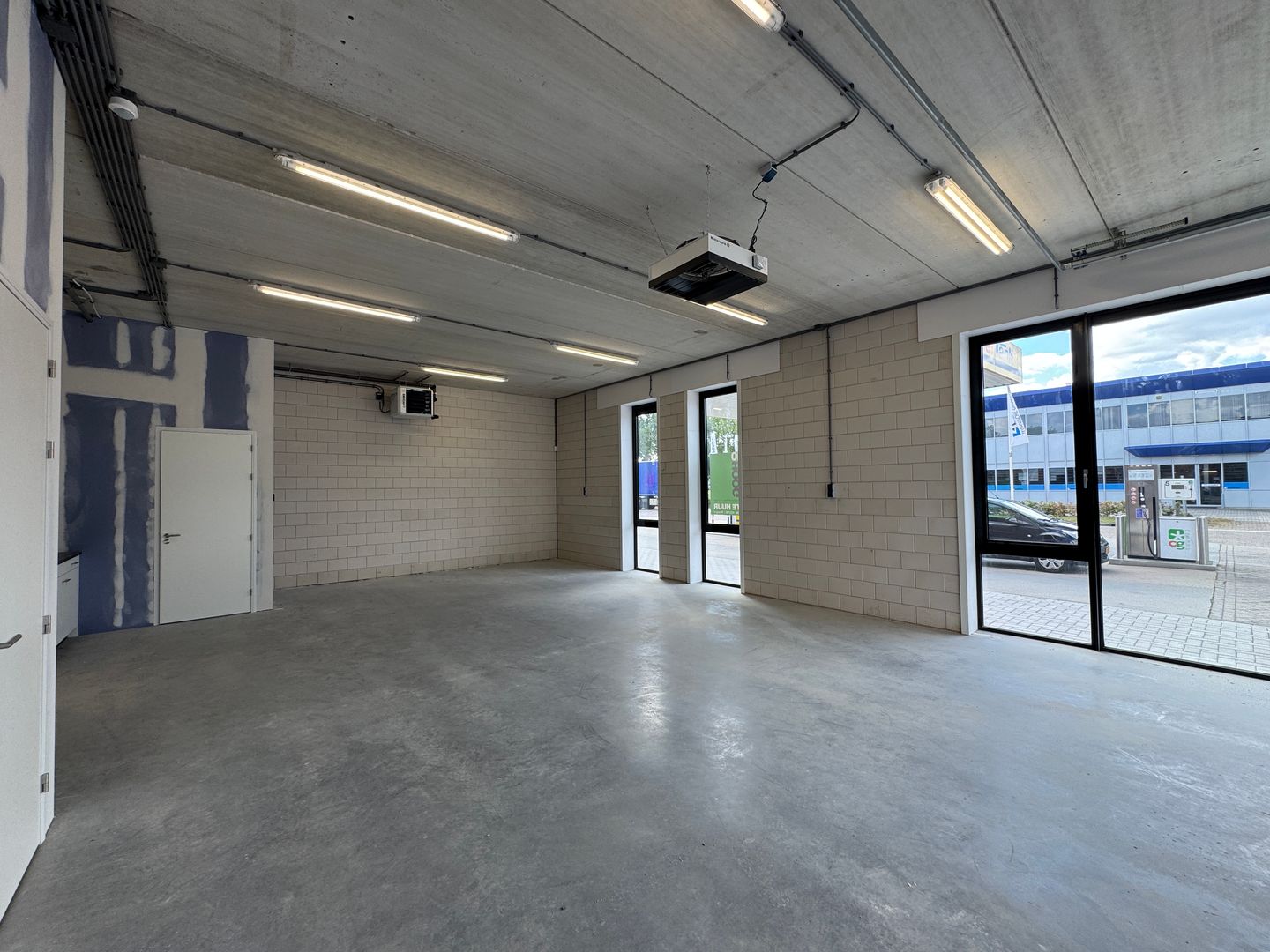 View photo 4 of Marconistraat 17