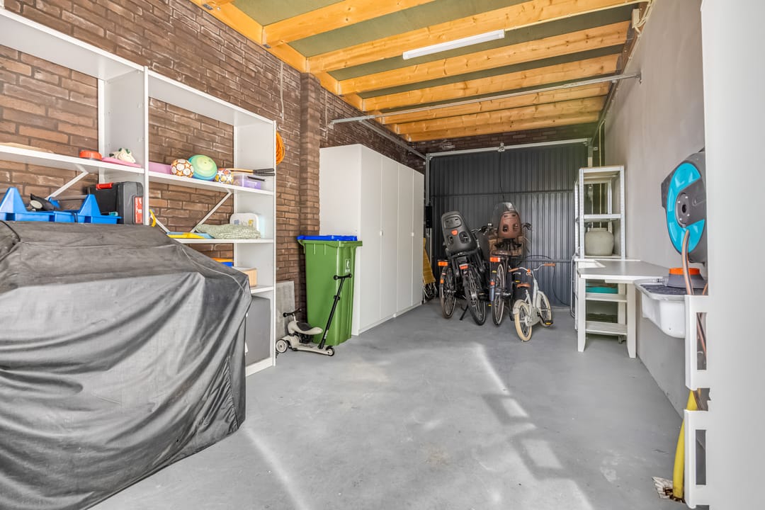 Photo 52 of Van den Oosterkamperf 5-A