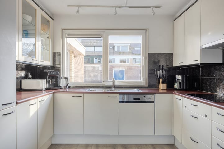 Foto 14 van Voornestraat 11