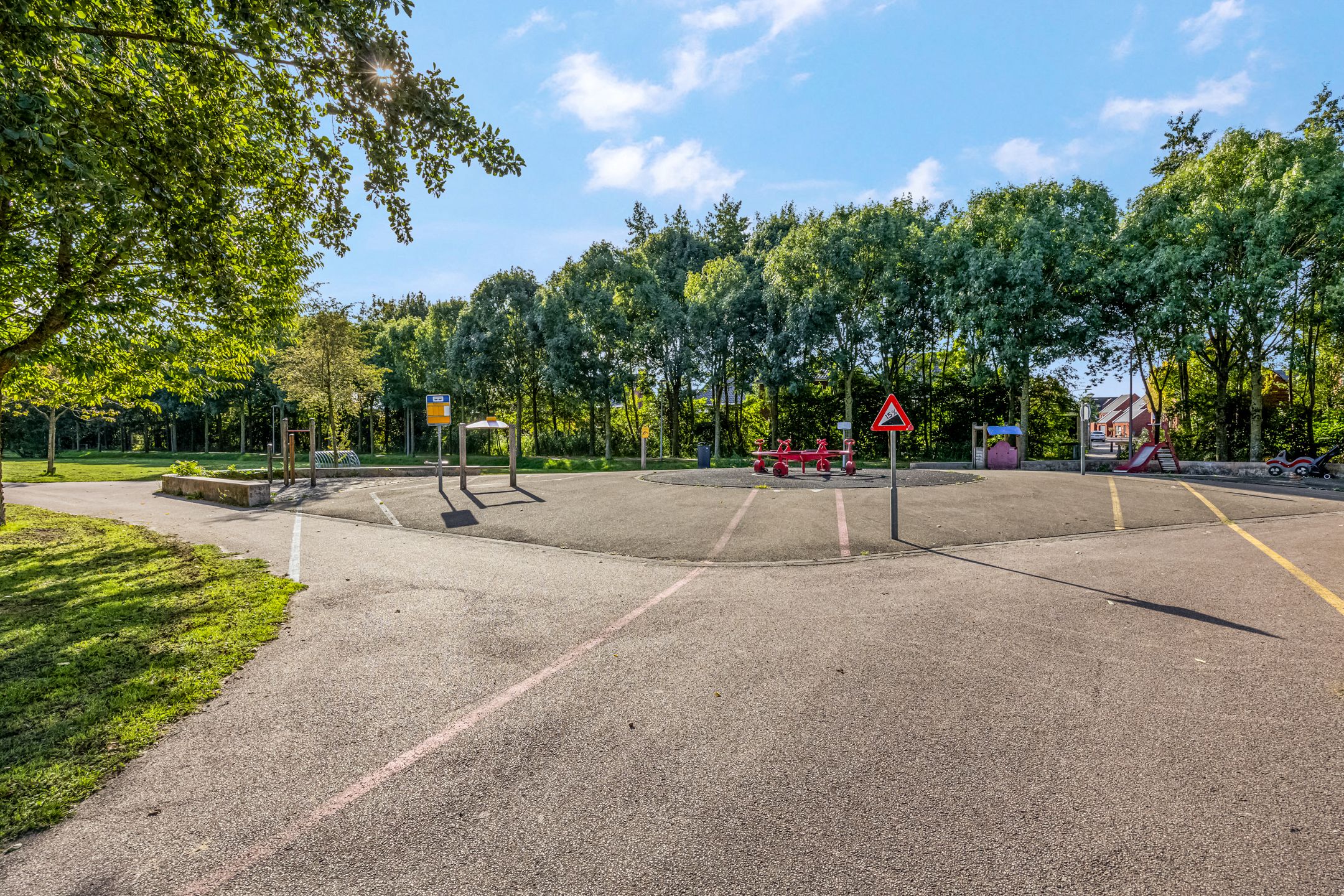 Photo 60 of Van den Oosterkamperf 5-A