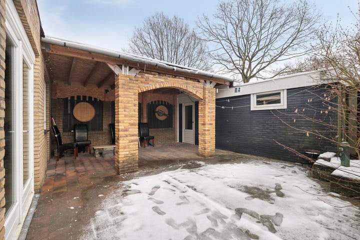 Foto 34 van Meteorenstraat 88