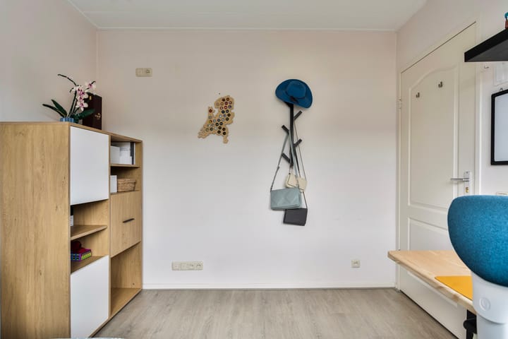 Foto 34 van Voornestraat 11