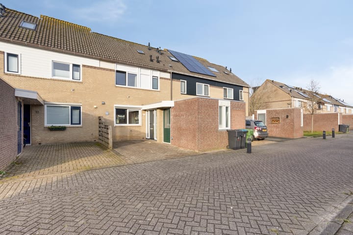 Foto 39 van Voornestraat 11