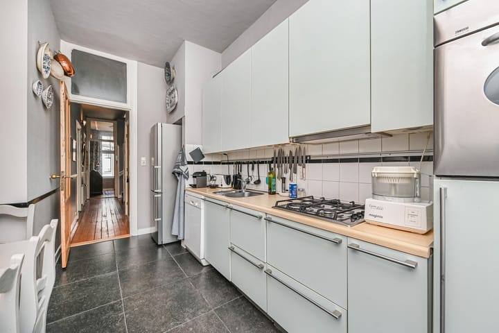 Foto 8 van Van Lumeystraat 30