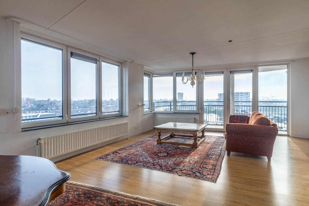 Foto 2 van Hoge Horn 45