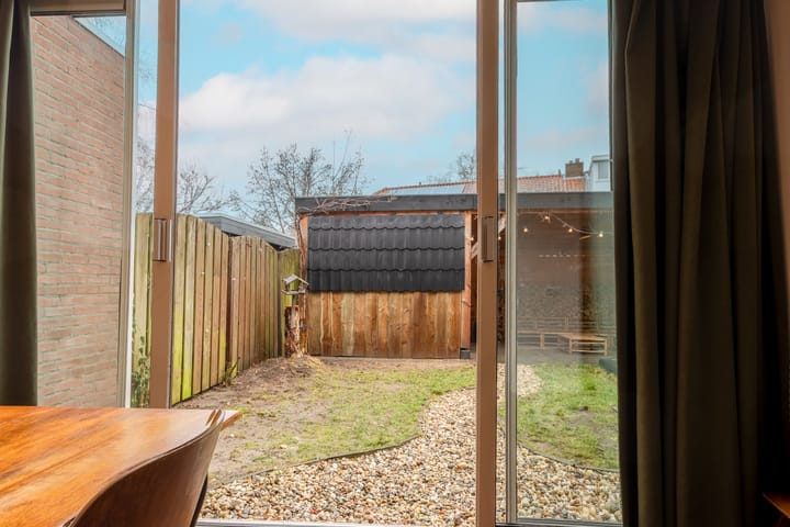 Foto 31 van Roerdompstraat 9