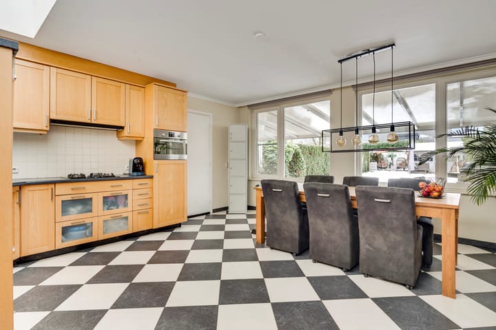 Foto 13 van Vrinssenstraat 20