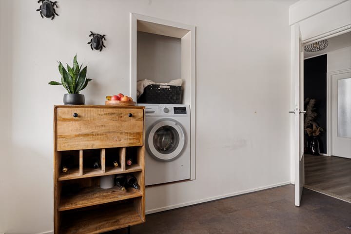 Photo 8 of Vogelwikke 91