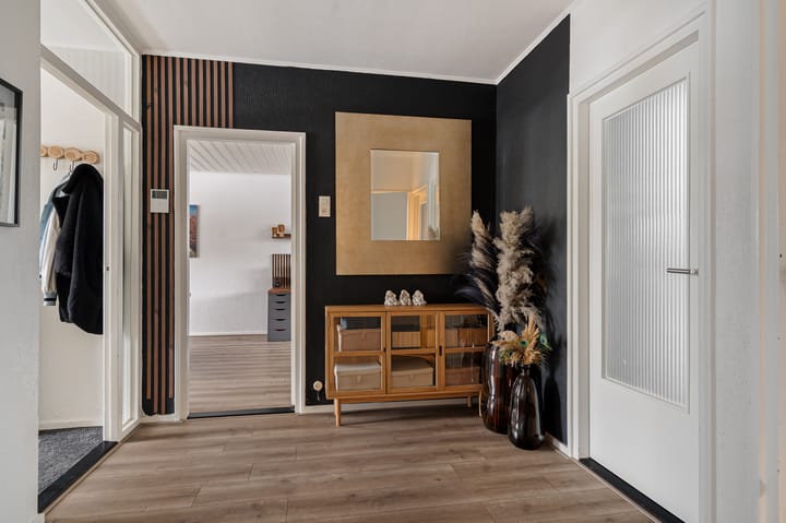 Photo 25 of Vogelwikke 91