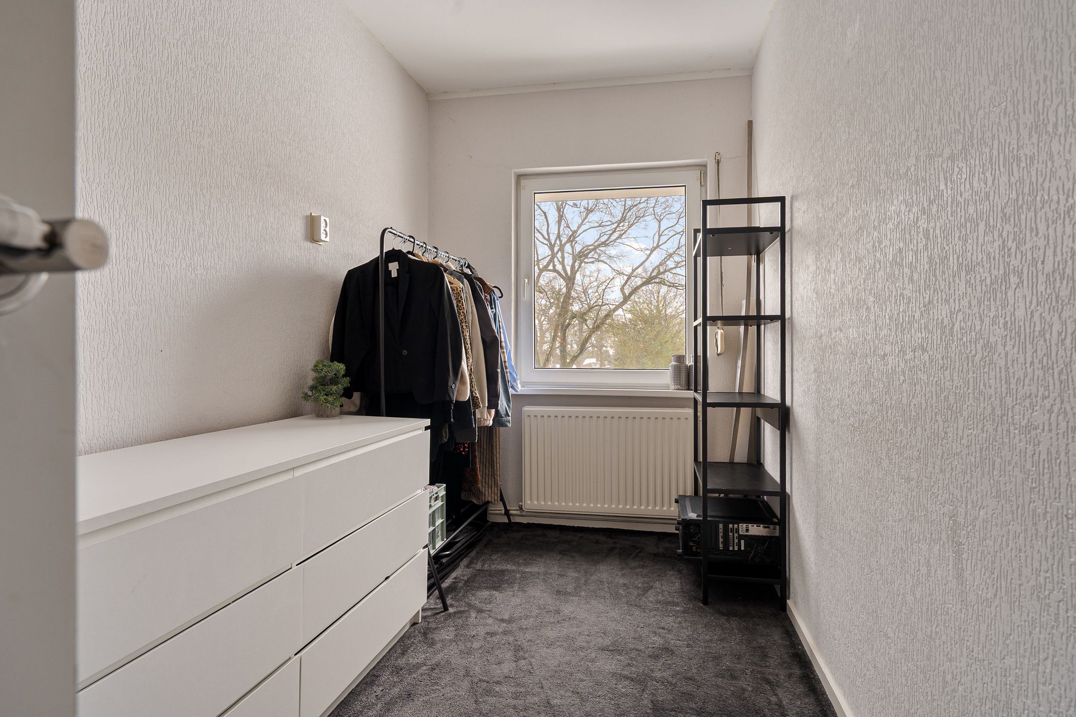 Photo 39 of Vogelwikke 91