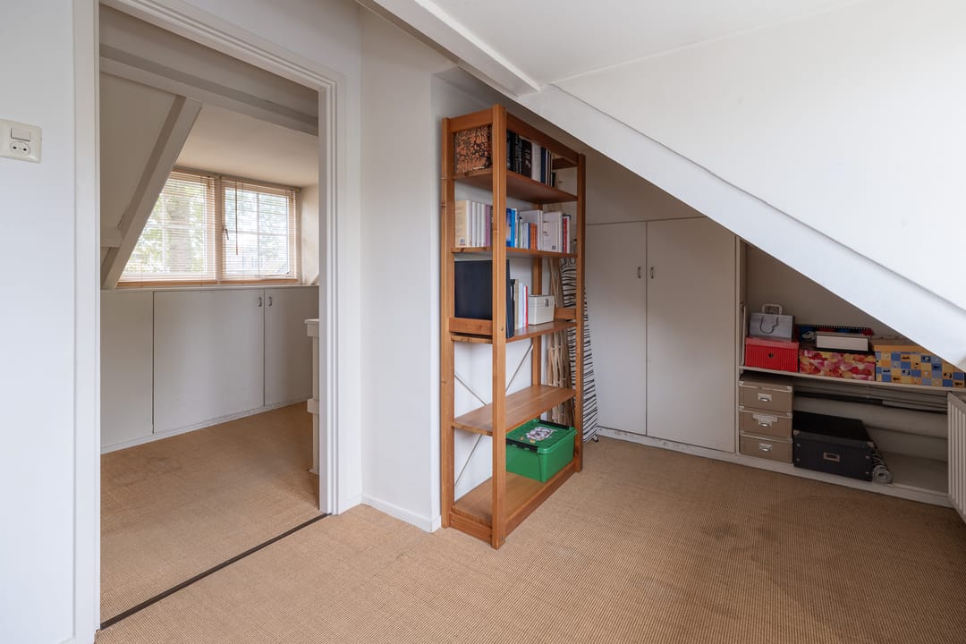 Photo 32 of van der Helstlaan 87