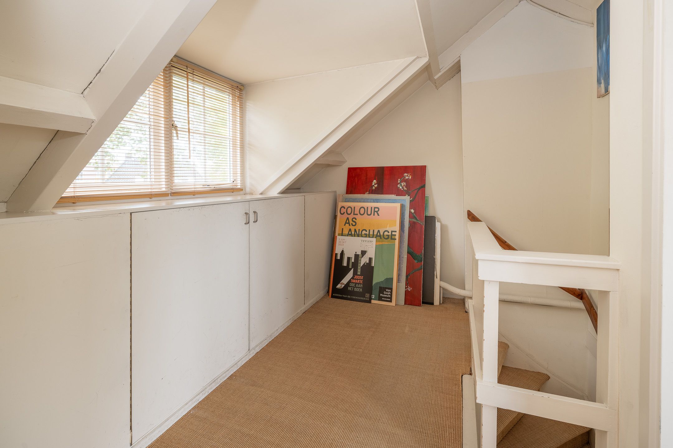 Photo 39 of van der Helstlaan 87