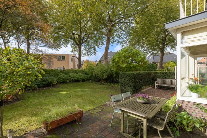 Foto 44 van van der Helstlaan 87