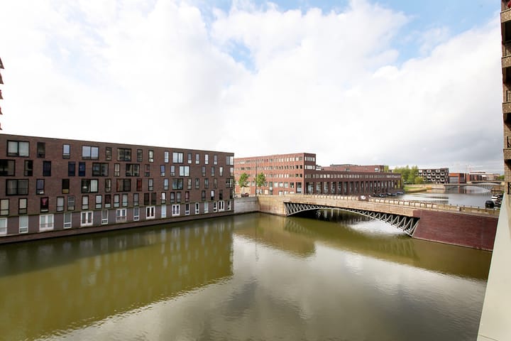 Photo 10 of Bert Haanstrakade 568