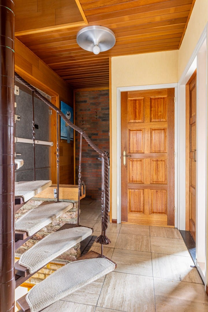 Foto 9 van Irmgardstraat 2