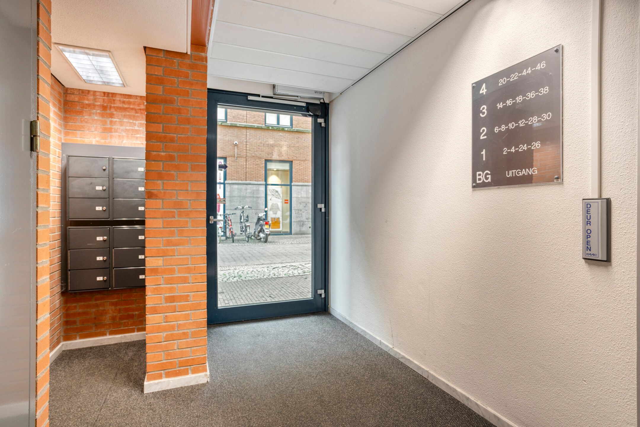 Foto 27 van Van der Maesenstraat 6