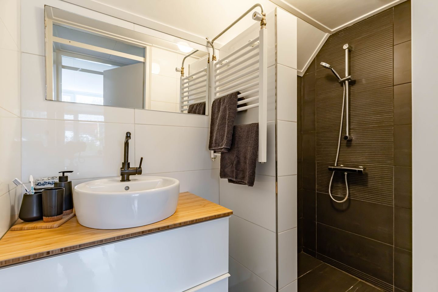 Foto 4 van Wingerdhoek 17