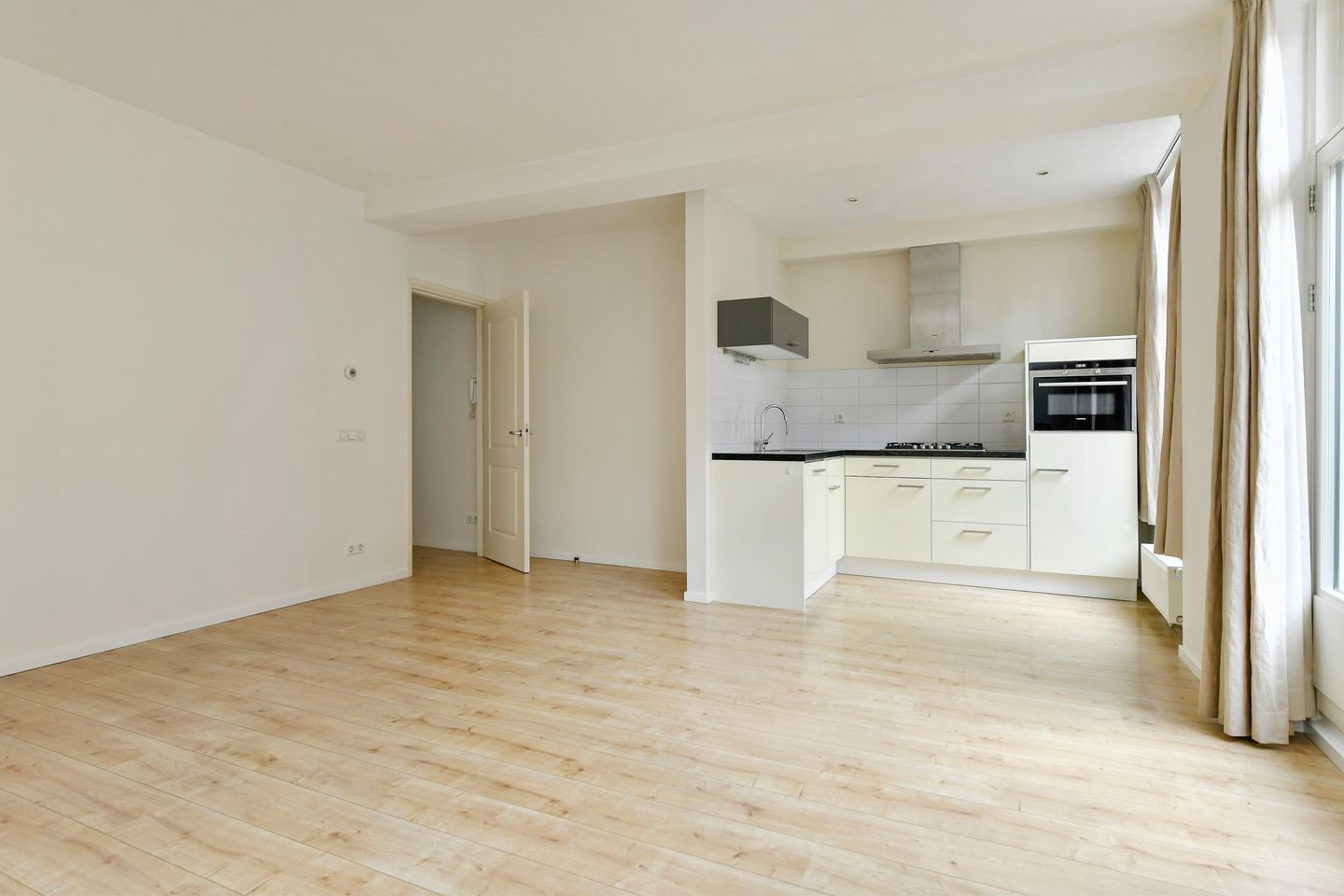 Foto 5 van Alberdingk Thijmstraat 11-1