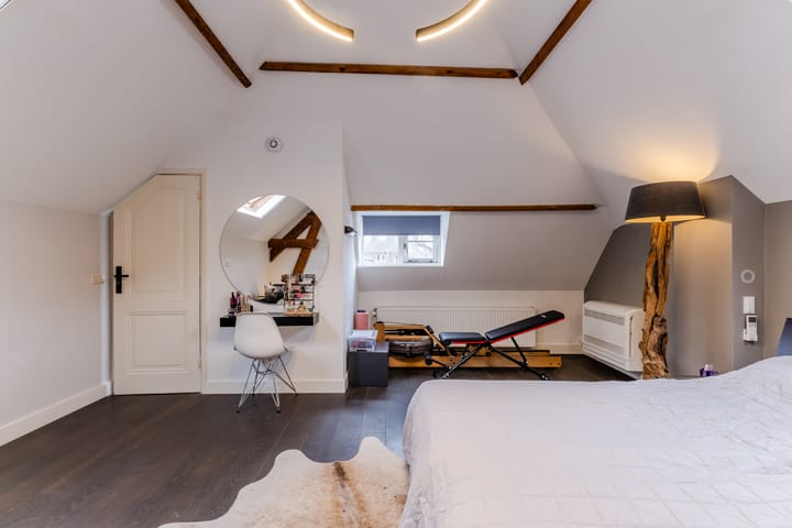 Foto 24 van Houtstraat 2