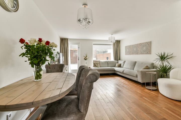 Foto 10 van Knokkestraat 1