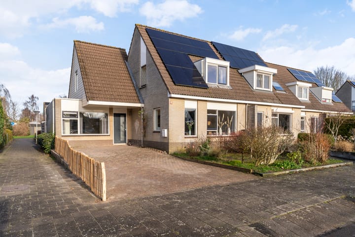 Foto 1 van Jaarlastins 43