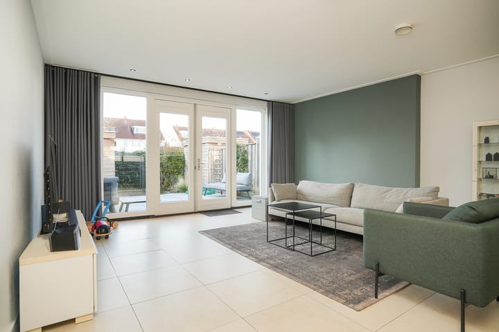 Foto 6 van Hageheldstraat 19