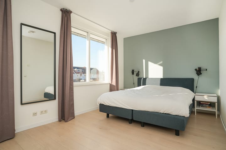 Foto 15 van Hageheldstraat 19