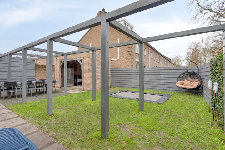 Foto 16 van Antoon van Weliestraat 1