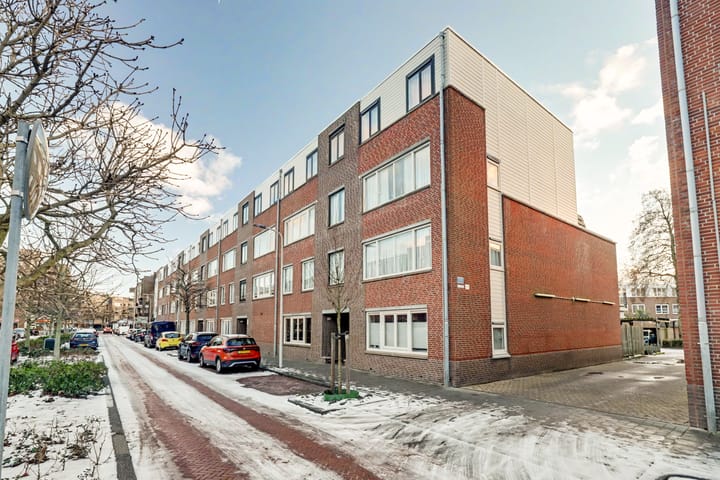 Foto 3 van Gerrit van der Veenlaan 140