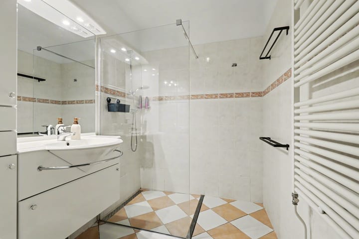 Foto 15 van Gerrit van der Veenlaan 140