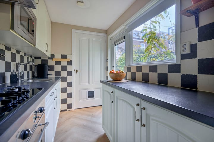 Foto 24 van Leidsestraat 124