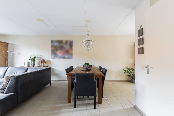 Foto 12 van Agnes Bartoutslaan 66