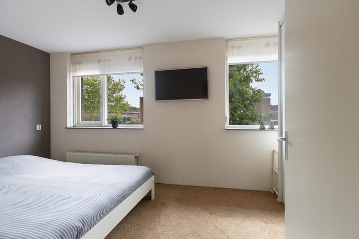 Foto 26 van Agnes Bartoutslaan 66