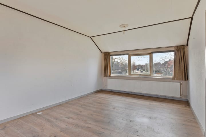 Photo 4 of Sint Jozefstraat 31