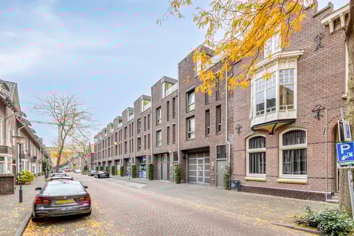 Foto 35 van Tramstraat 21-35