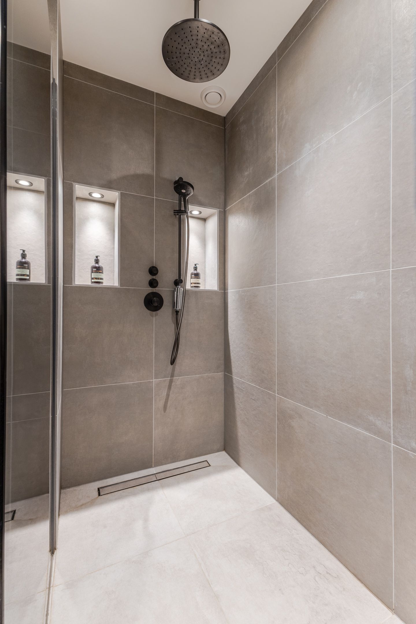 Foto 18 van Johan Hofmanstraat 219