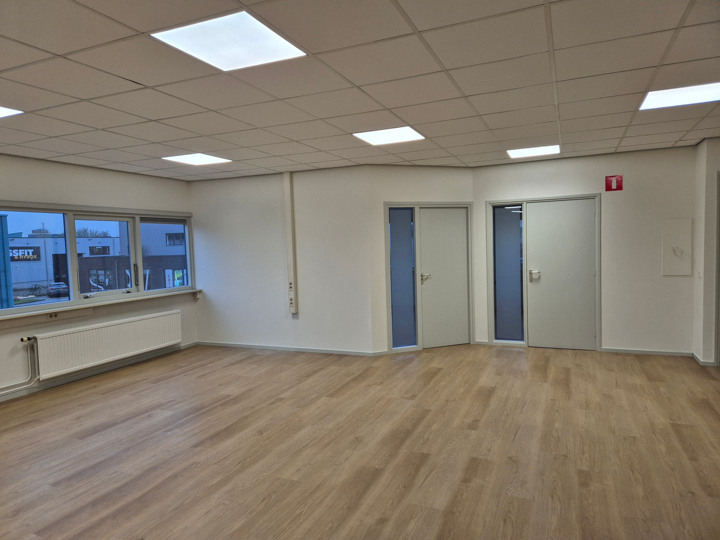 Bekijk foto 4 van de Oude Veiling 72