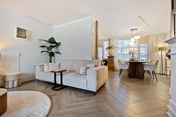 Photo 3 of Lokeren 123