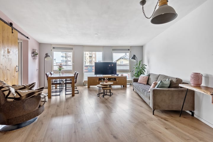 Foto 2 van Praagsingel 81