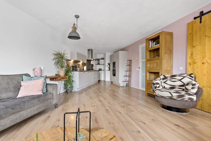 Foto 9 van Praagsingel 81