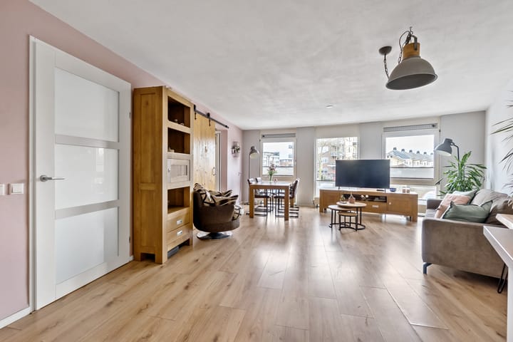 Foto 17 van Praagsingel 81