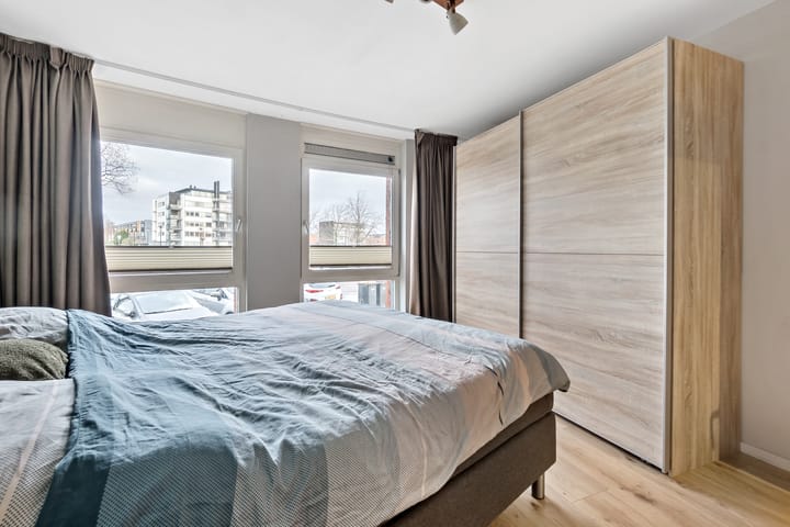 Foto 30 van Praagsingel 81