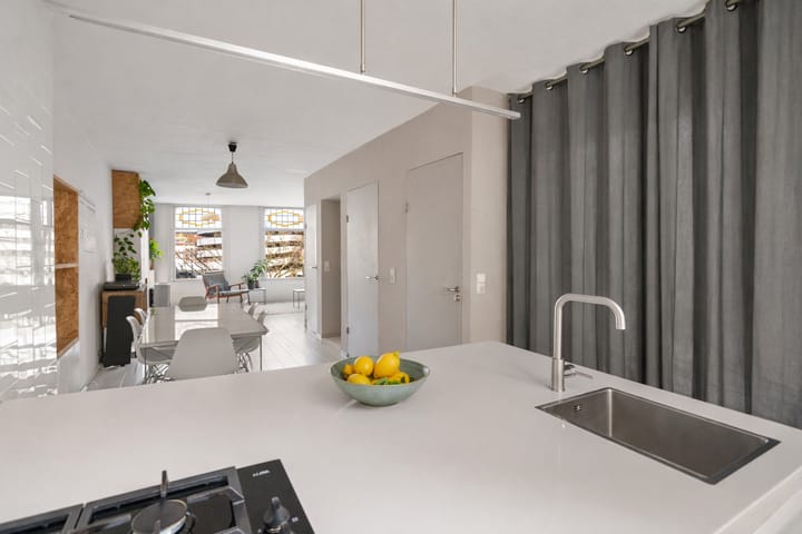 Foto 16 van Nassaukade 301-3