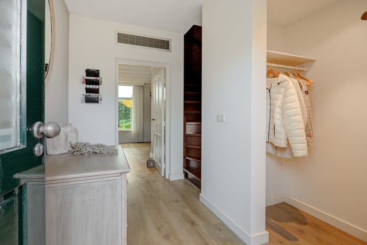 Foto 9 van Helster 8