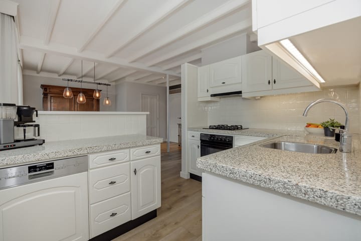 Foto 20 van Helster 8