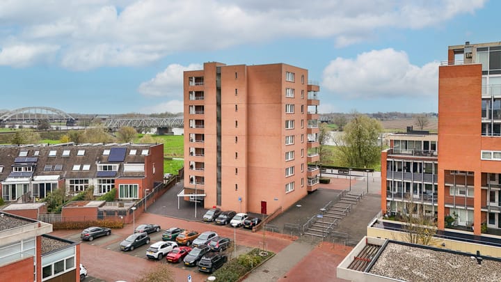 Foto 34 van Schout van Doernestraat 12