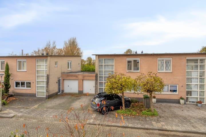 Foto 33 van Van Schaikstraat 5