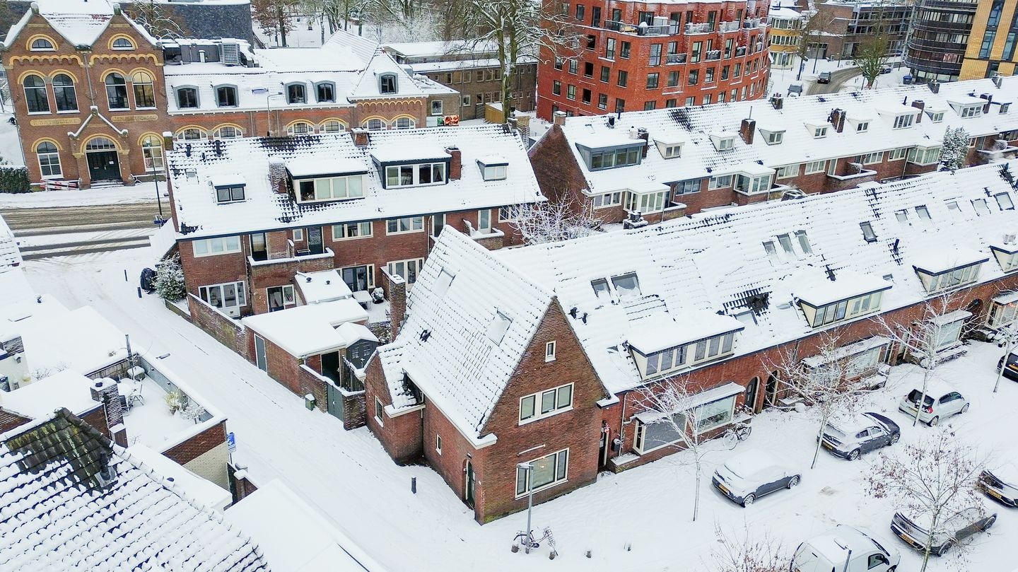 Foto 29 van Mgr. Van de Weteringstraat 28-A