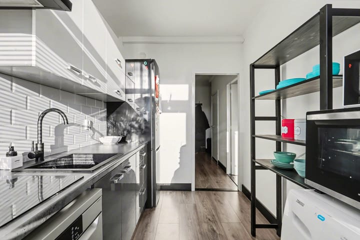 Foto 10 van Van Anrooystraat 155