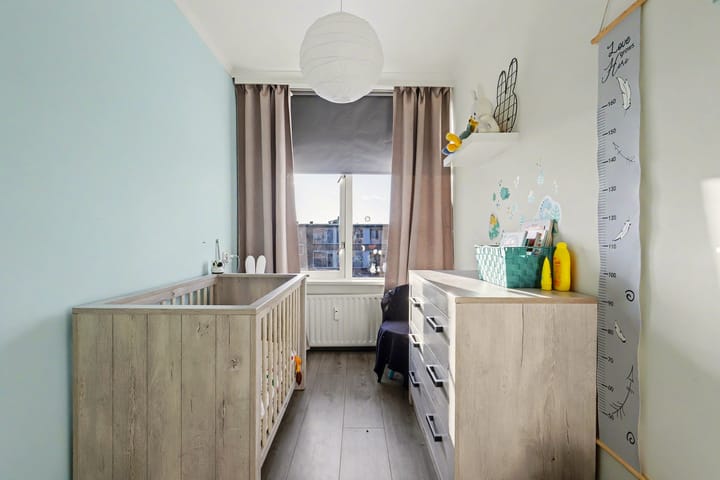 Foto 19 van Van Anrooystraat 155